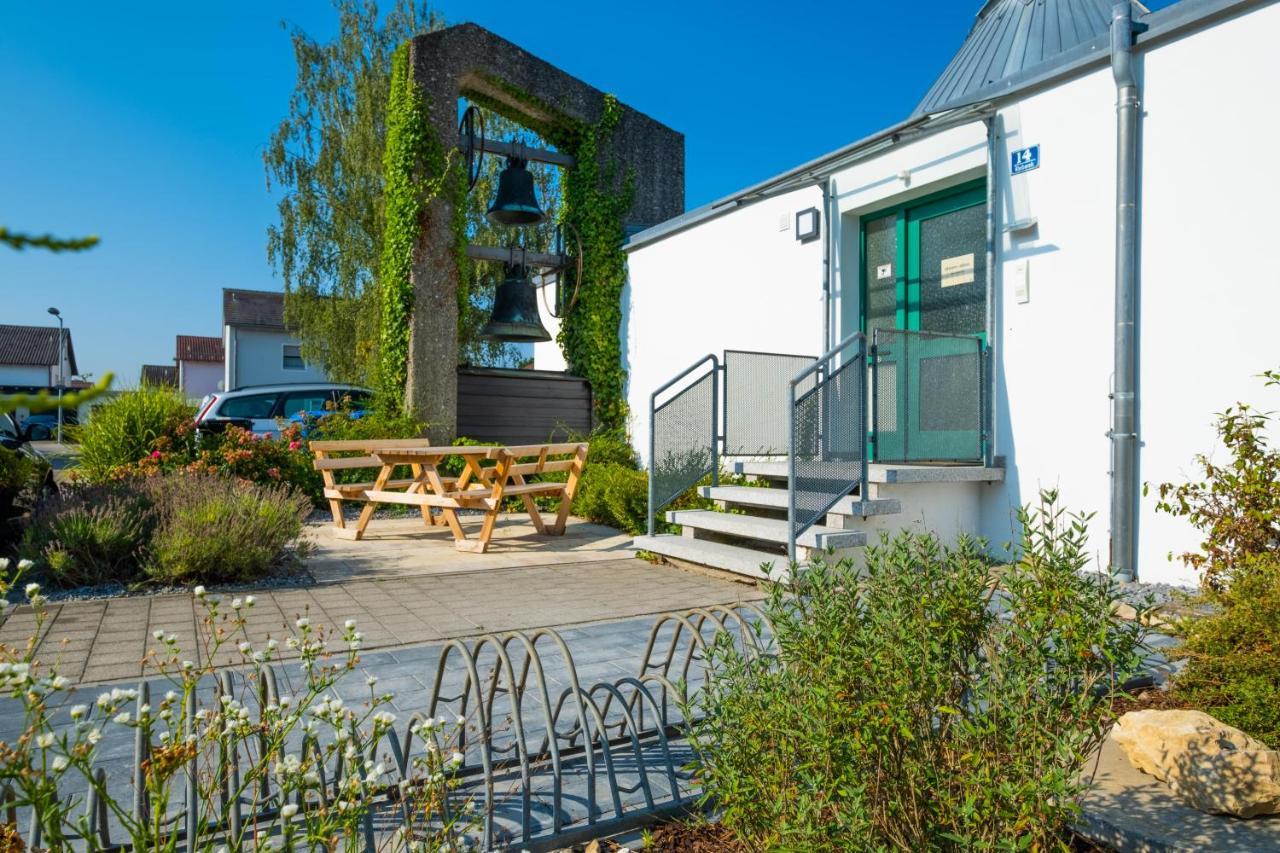 Dreamcation - Ehemaliges Pfarrhaus, 3D-Tour, 4 Sz, Terrasse, Bbq, Kueche, Garten, 140Qm Kelheim Bagian luar foto