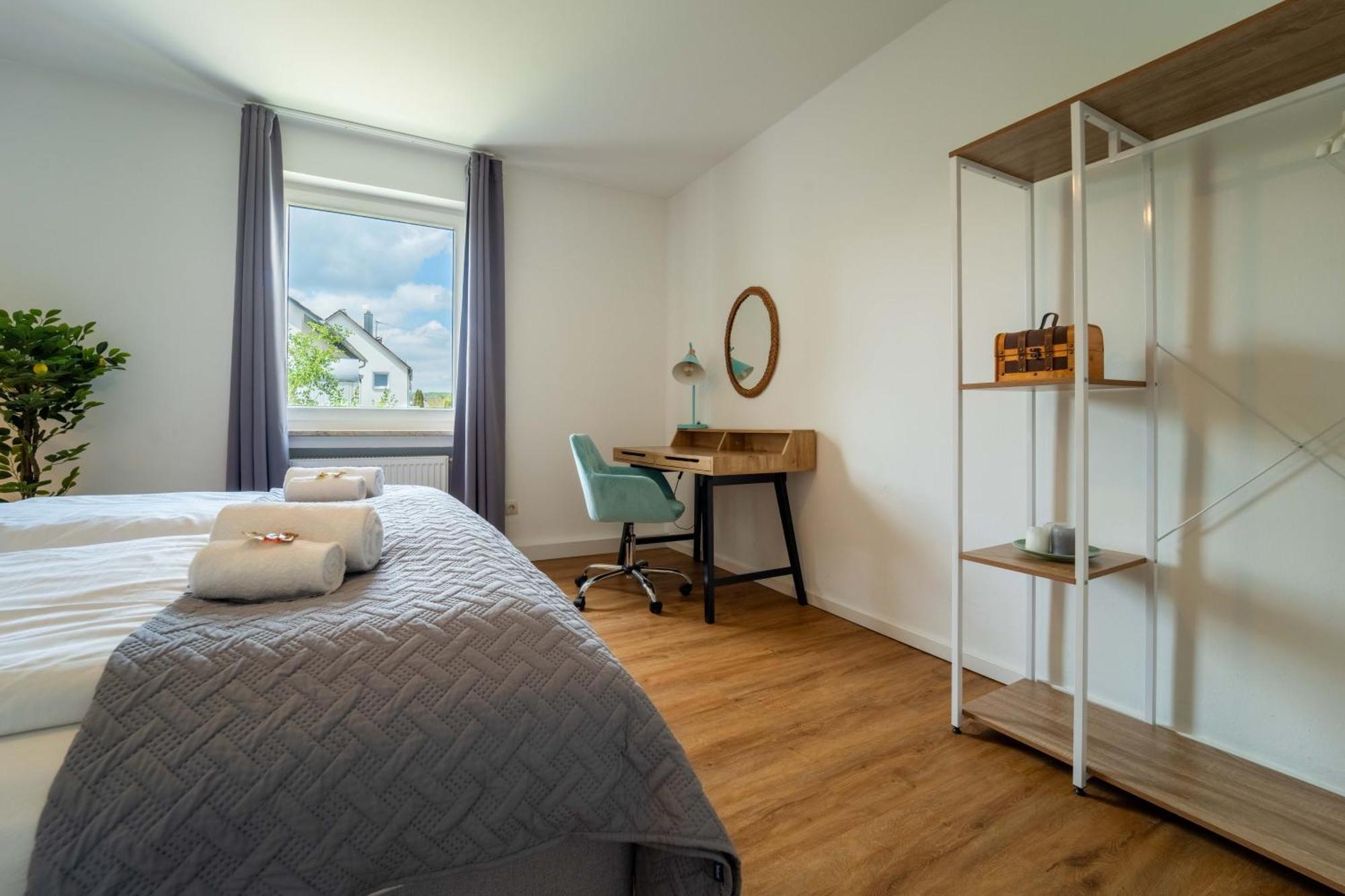 Dreamcation - Ehemaliges Pfarrhaus, 3D-Tour, 4 Sz, Terrasse, Bbq, Kueche, Garten, 140Qm Kelheim Bagian luar foto